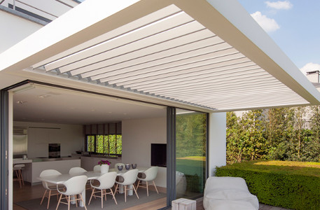 Automated Pergola – EuroFence