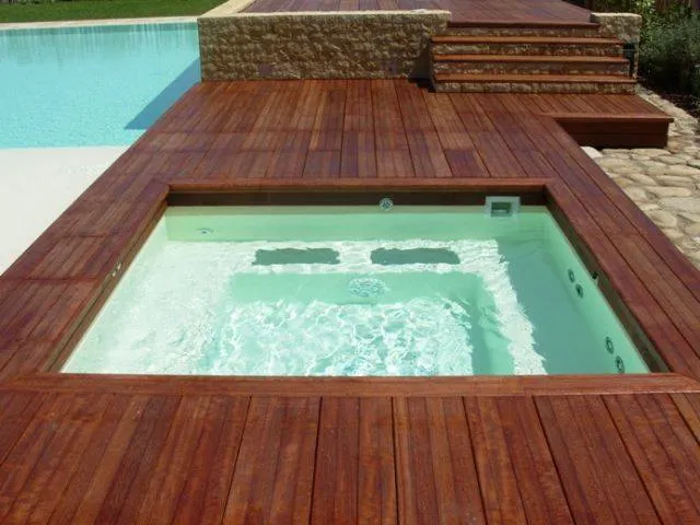 DECK-4